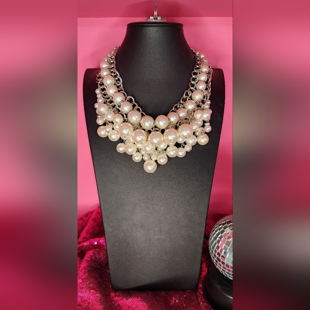Bold Statement Pearl Necklace